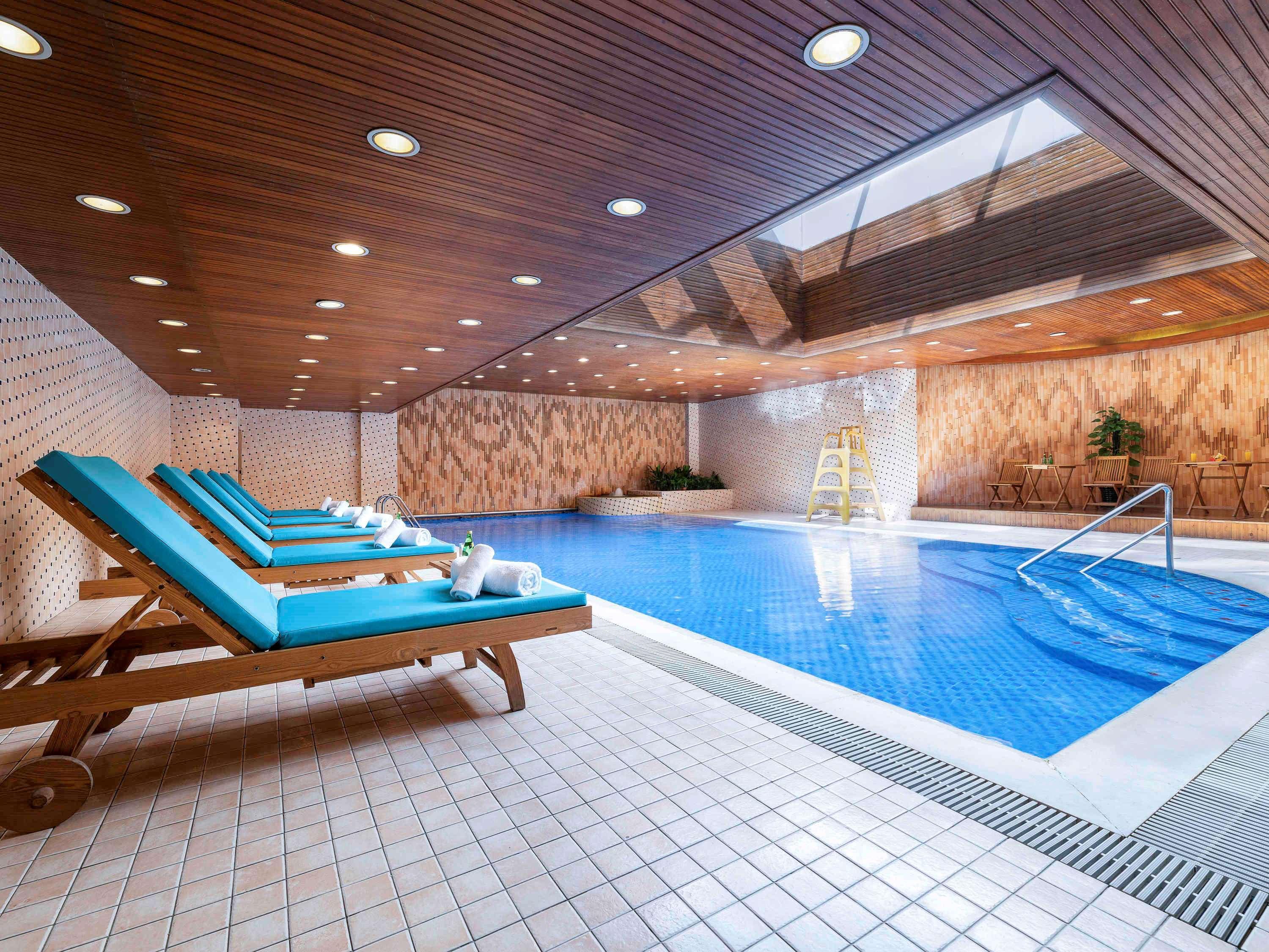 Novotel Beijing Peace Экстерьер фото